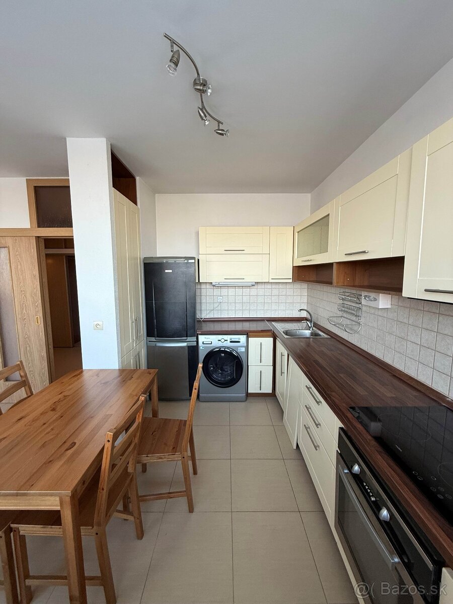 na prenájom, 2 izb. byt, Tomášikova - Koloseo