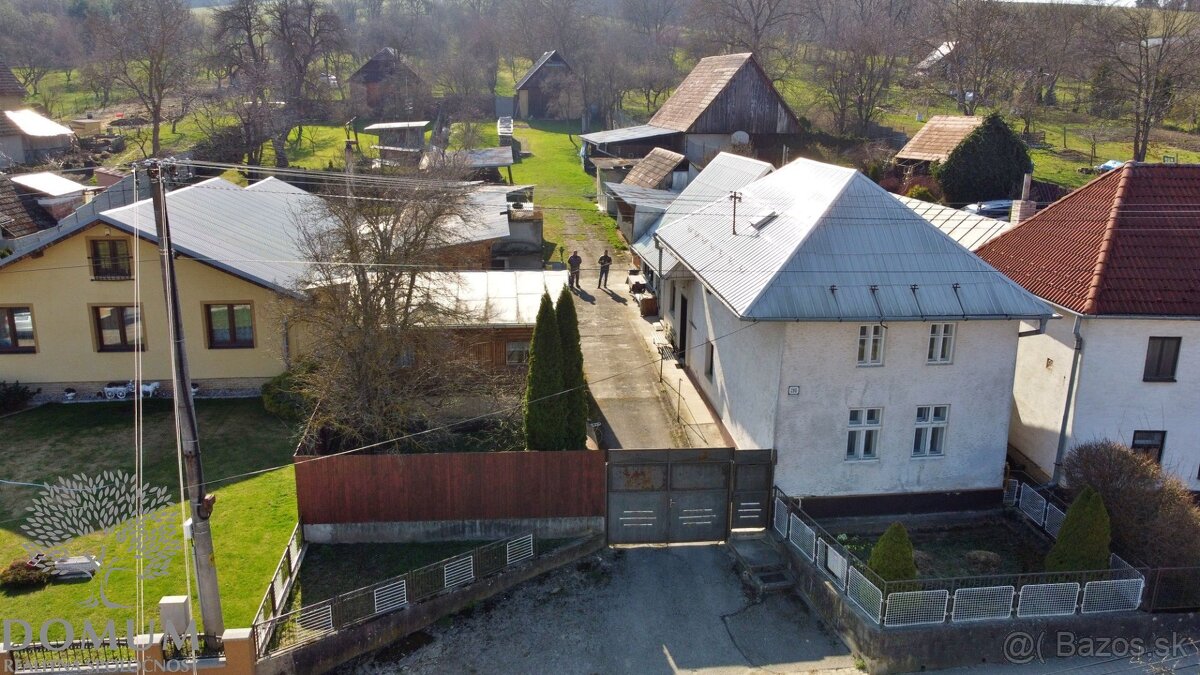 Vidiecka usadlosť v obci Lubina s 2755m2 pozemkom