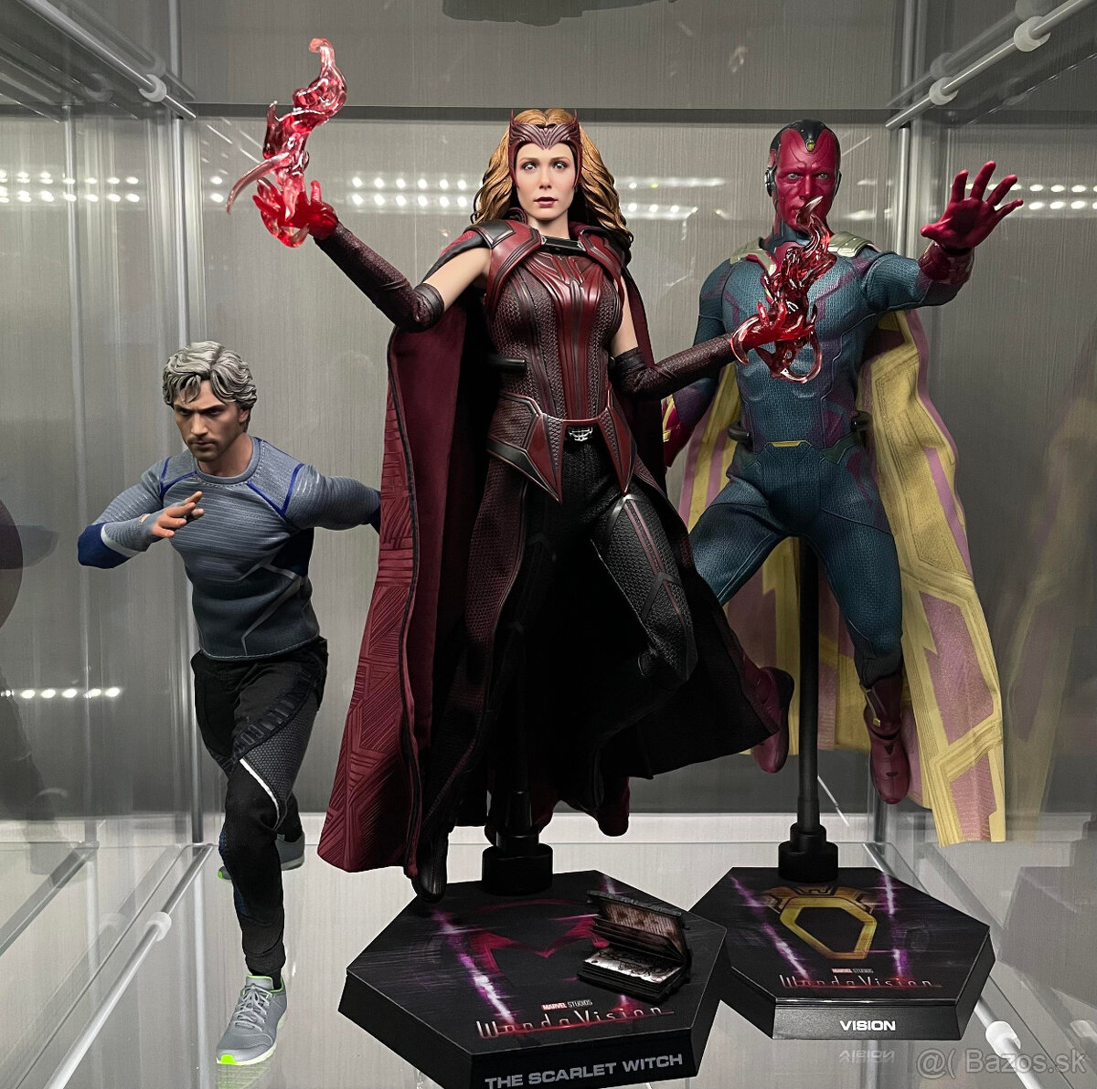 Scarlet Witch a Vison Hot toys