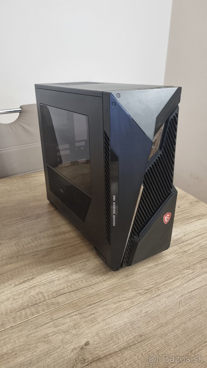 PC skrinka + 500W zdroj