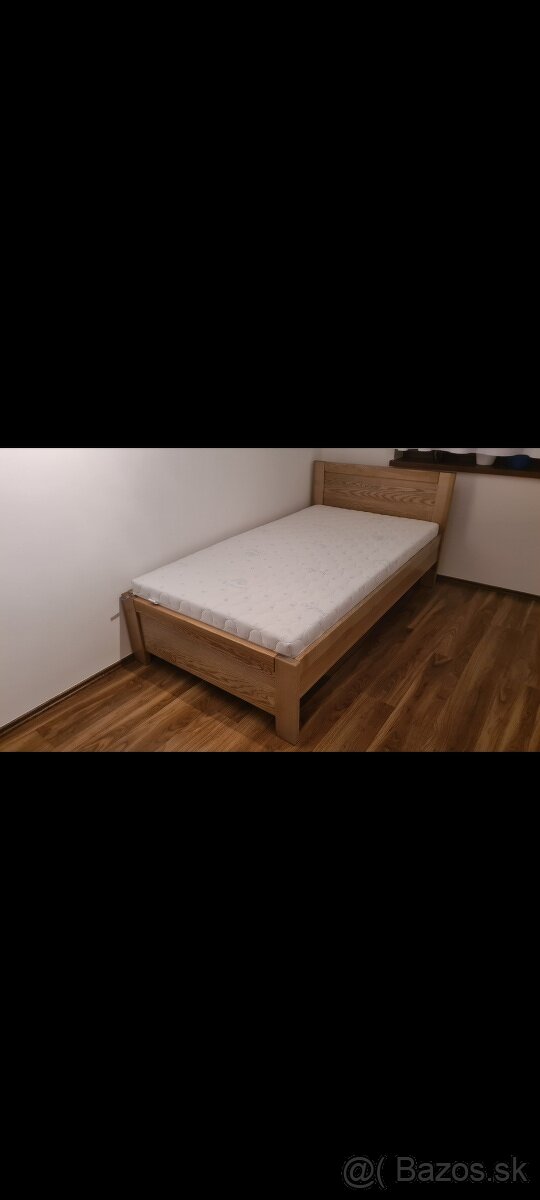 Masívna postel 200x90