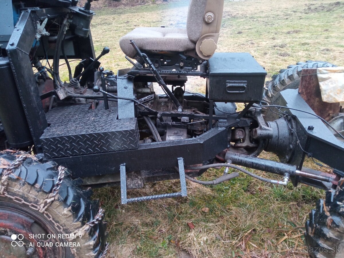 Traktor domácej výroby 4x4 Avia 31 V3S LKT