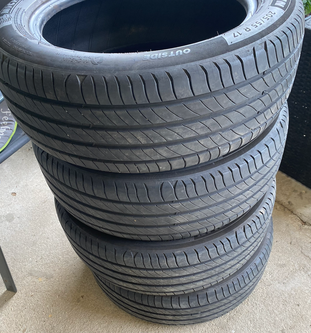 Michelin Primacy 4 205/55 R17 91V - sada letných pneumatík