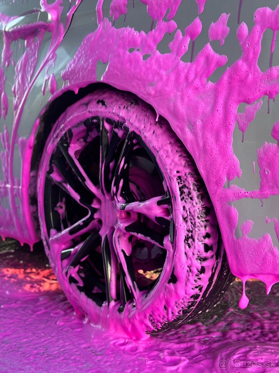 225/40 R19