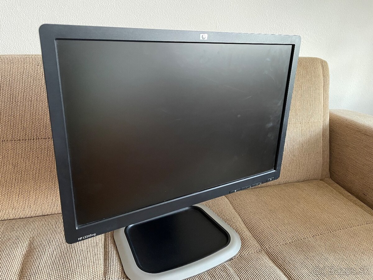 Predám monitor HP L2245wg – 22", pivot, výškovo nastaviteľn