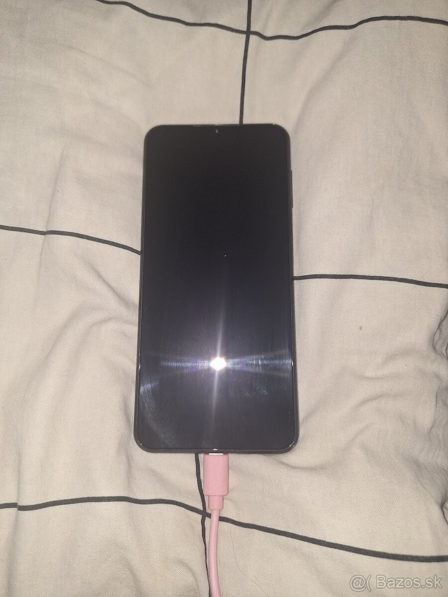 Predám telefon