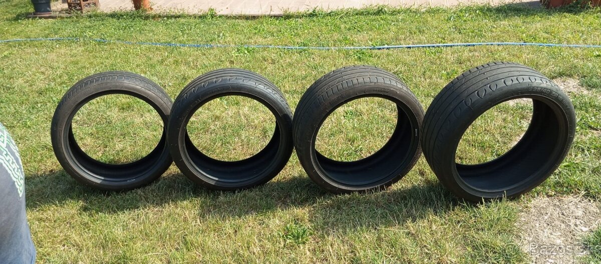 Sebring UHP 225/40 r18