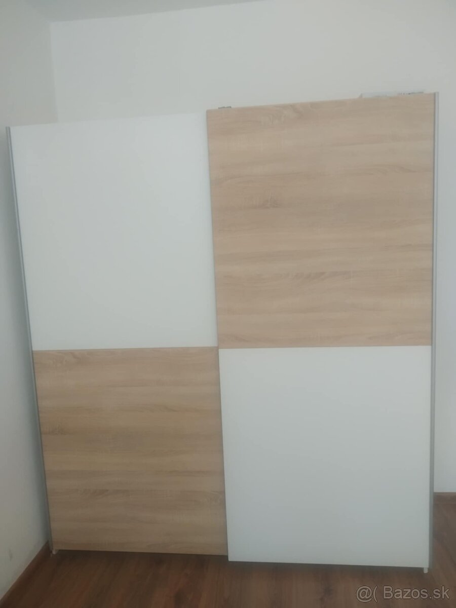 Veľká skriňa