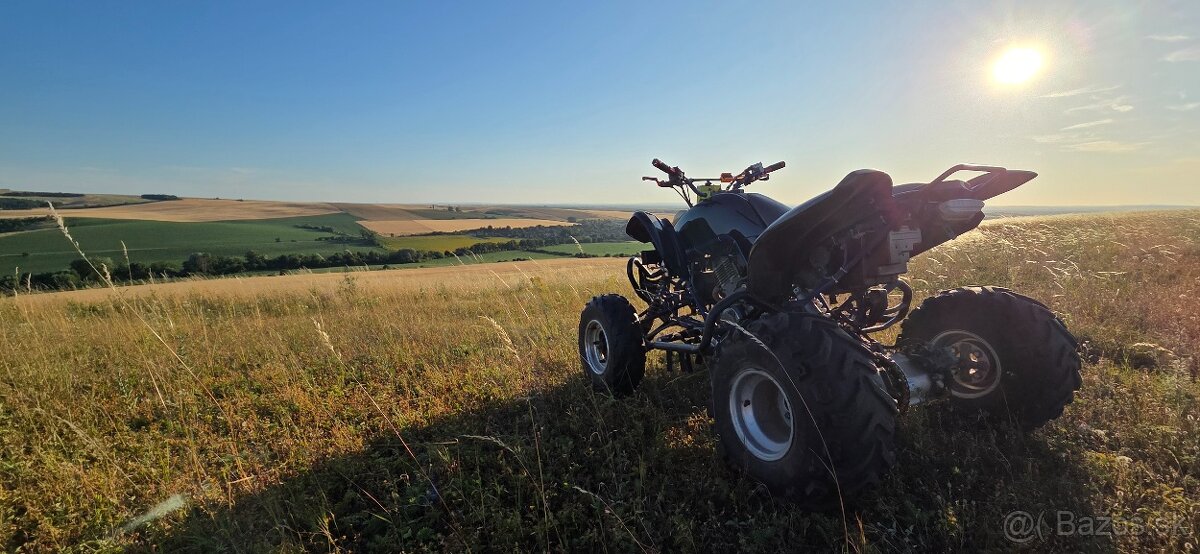 Yamaha Raptor 660