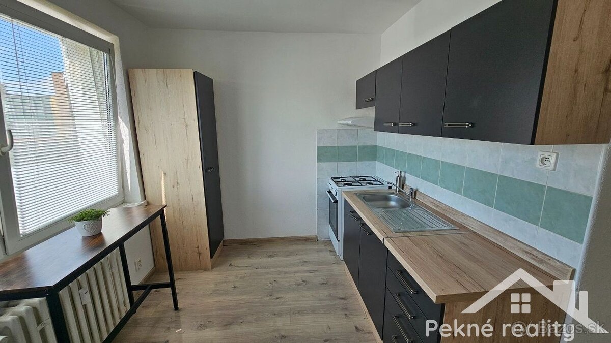 Prenájom 2 izbového bytu na Lieskovskej ceste vo Zvolene