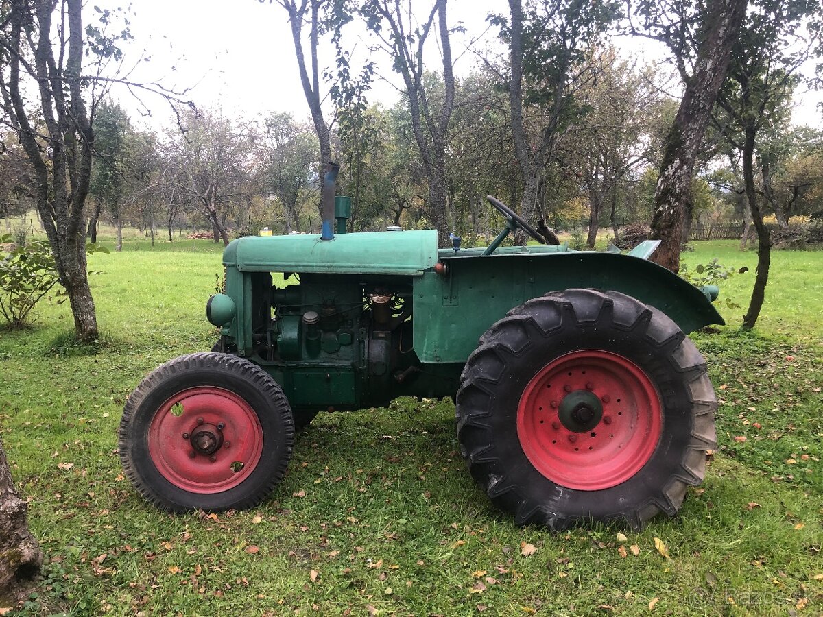 Škoda 30 traktor predám