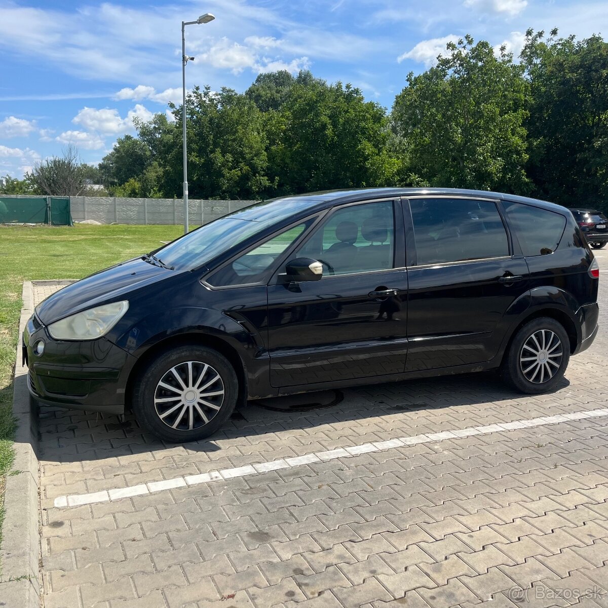 Predám Ford S-max