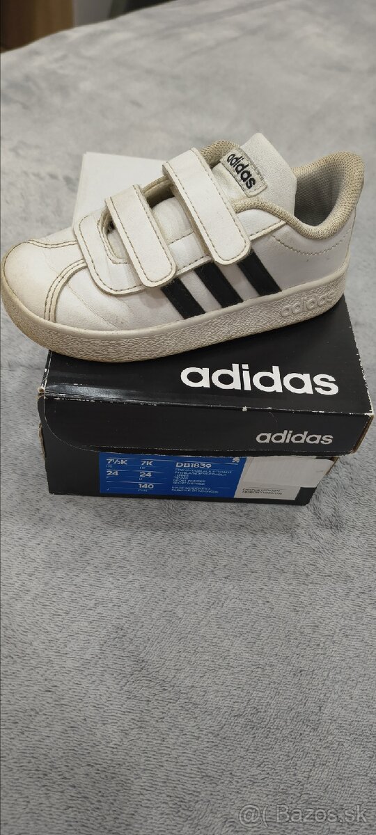 Chlapčenské botasky adidas