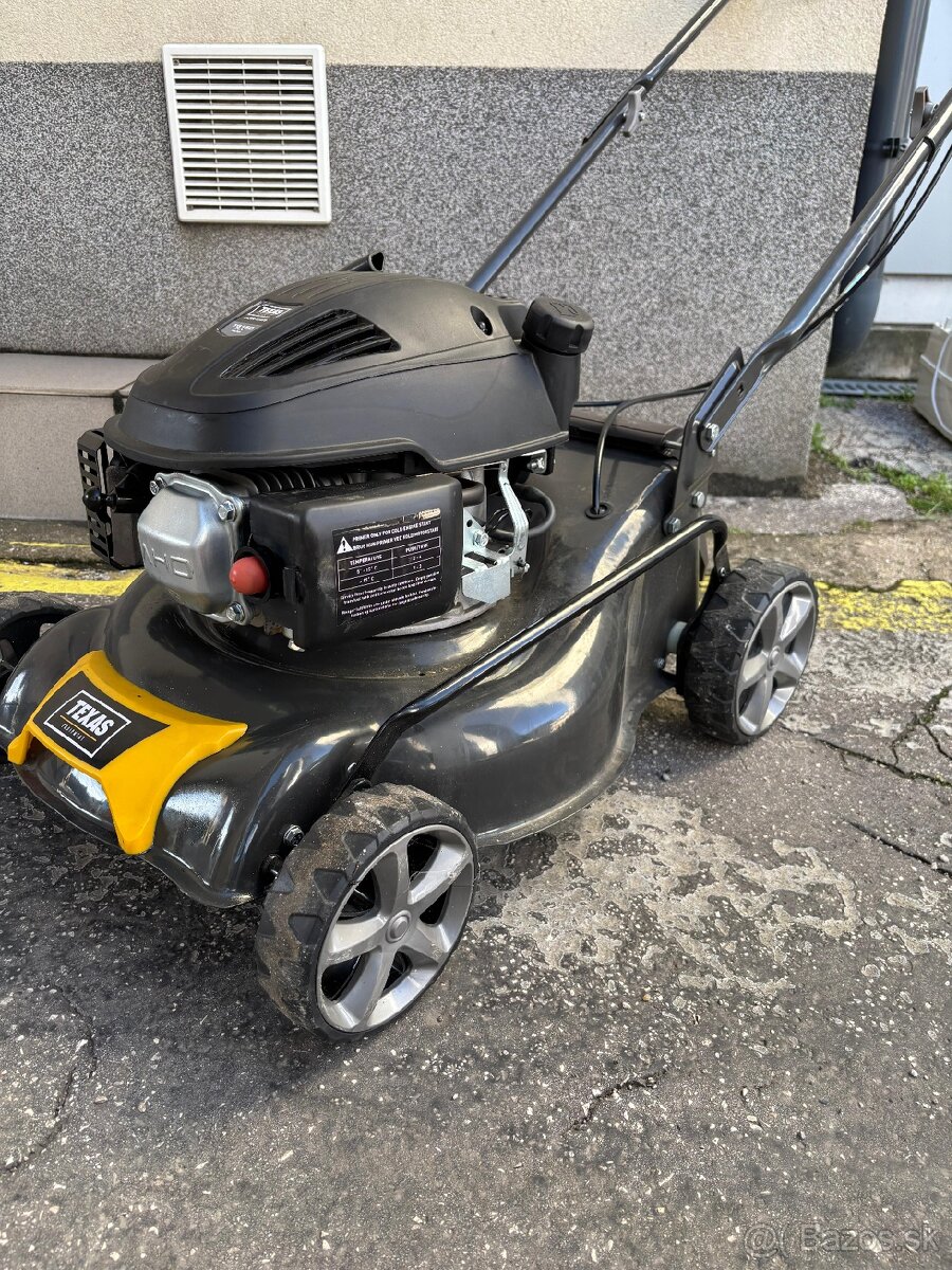 Predám benzínovú kosačku TEXAS RAZOR 4210TR