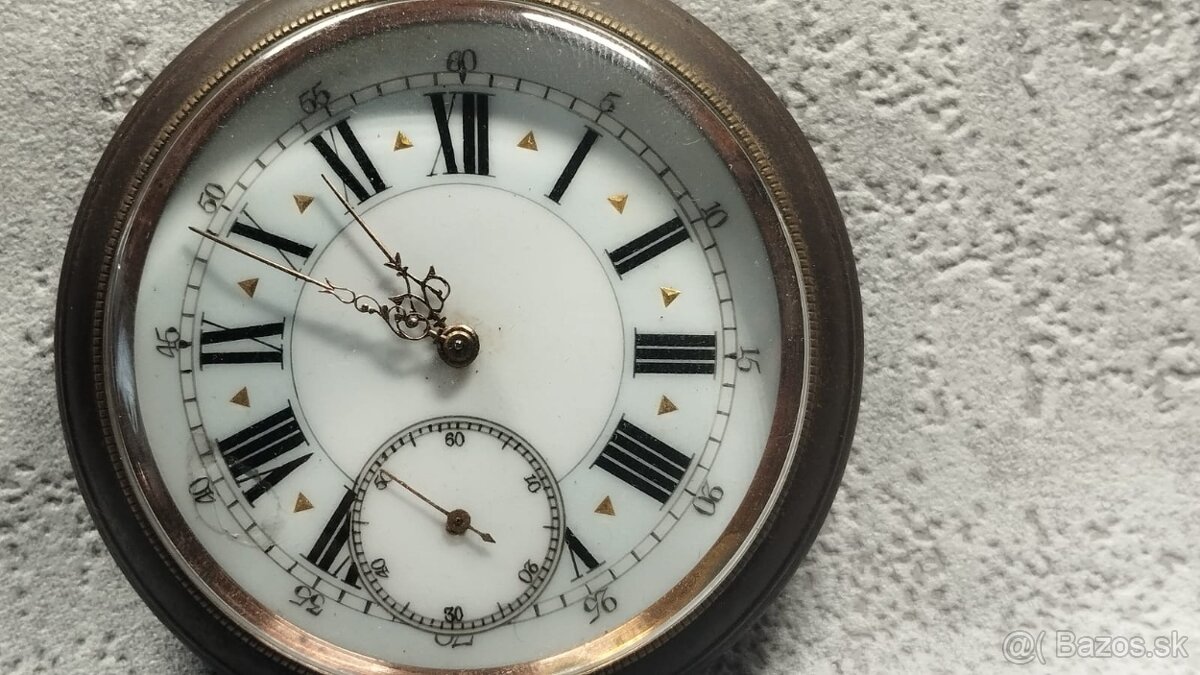 Velké kapesní hodinky zřejmě zn. Régulatéur-. Doprava zdarma