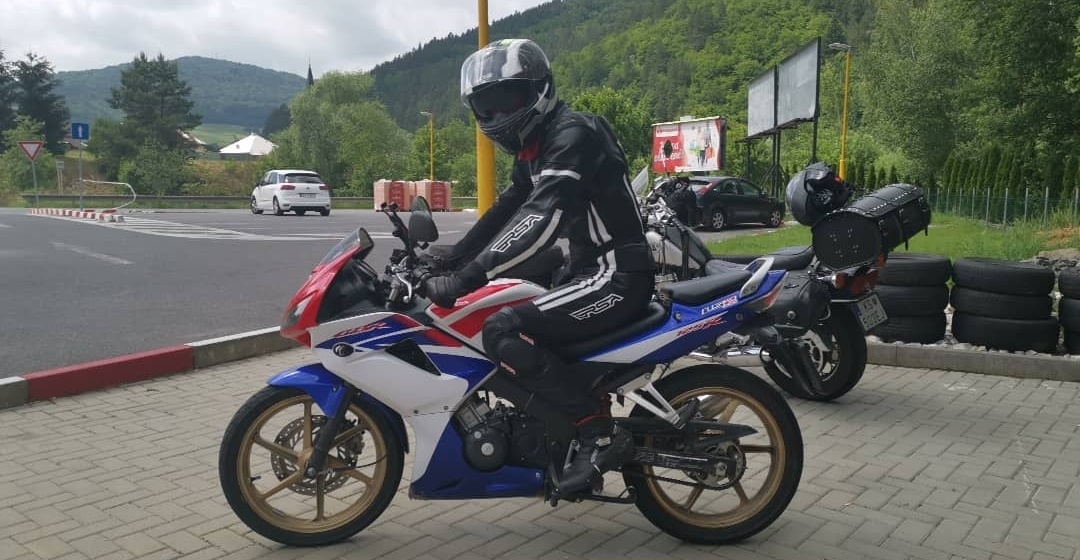 Motorkárska kombinéza RSA