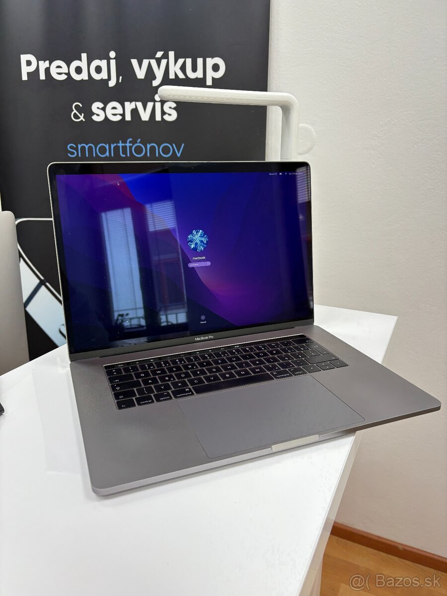 Apple MacBook PRO 15 512GB -Nová batéria