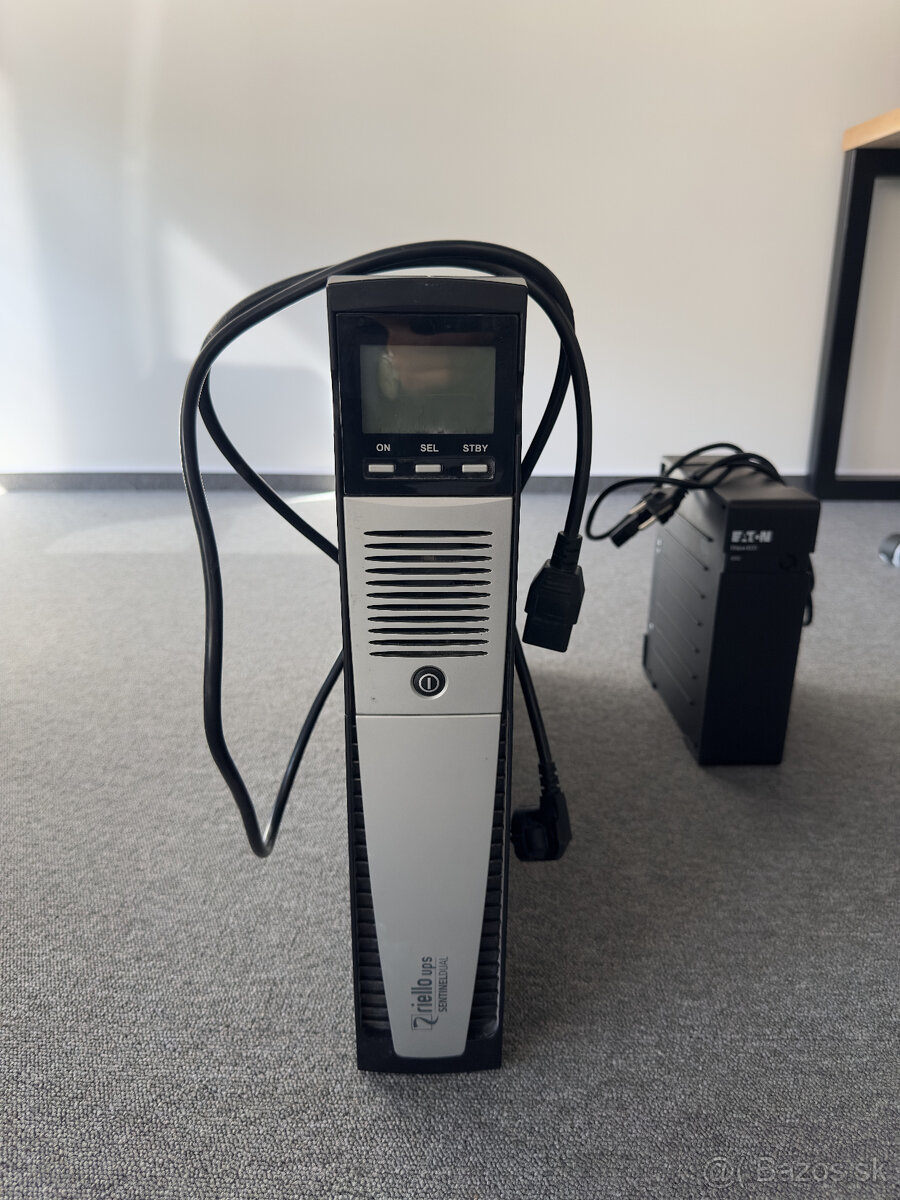 Záložný zdroj Riello UPS SDH 3000 A5