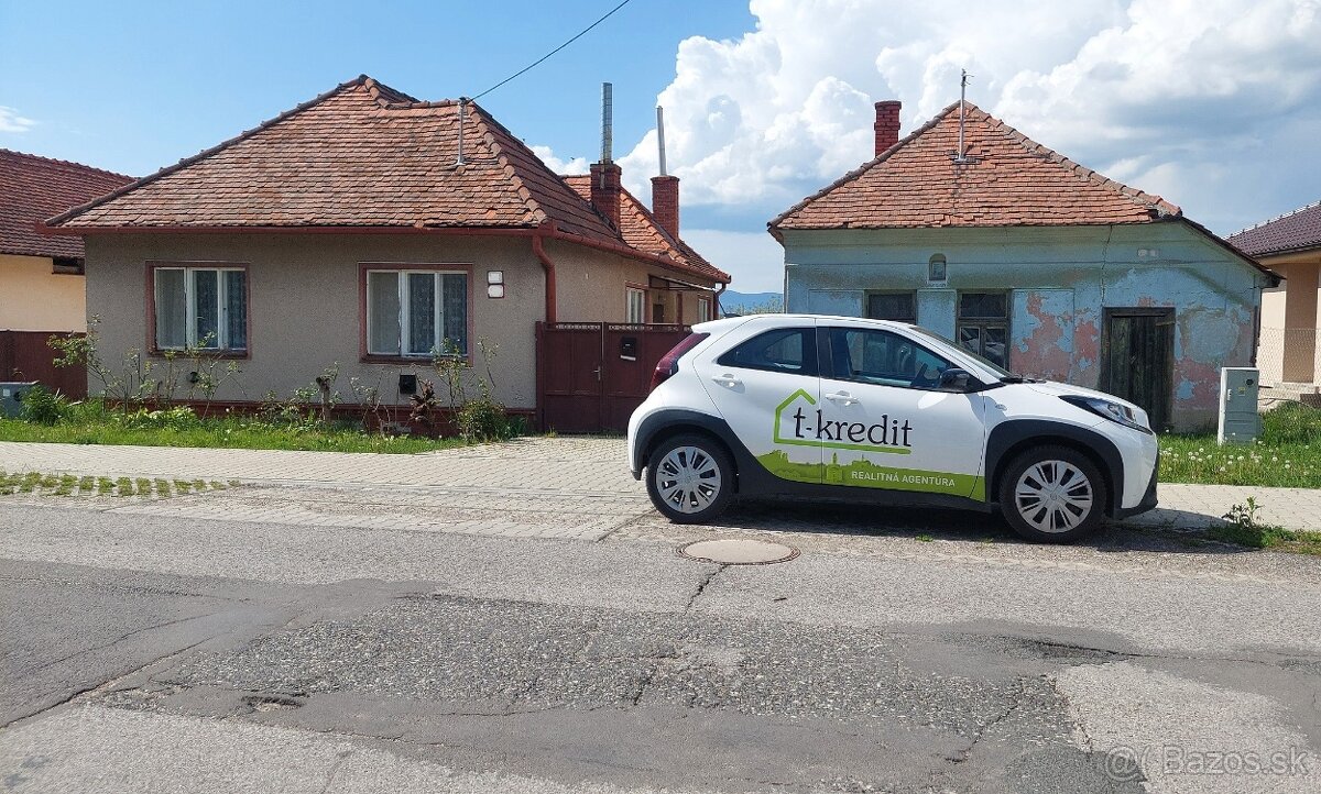 PREDAJ - RODINNÝ DOM - ŽITAVANY