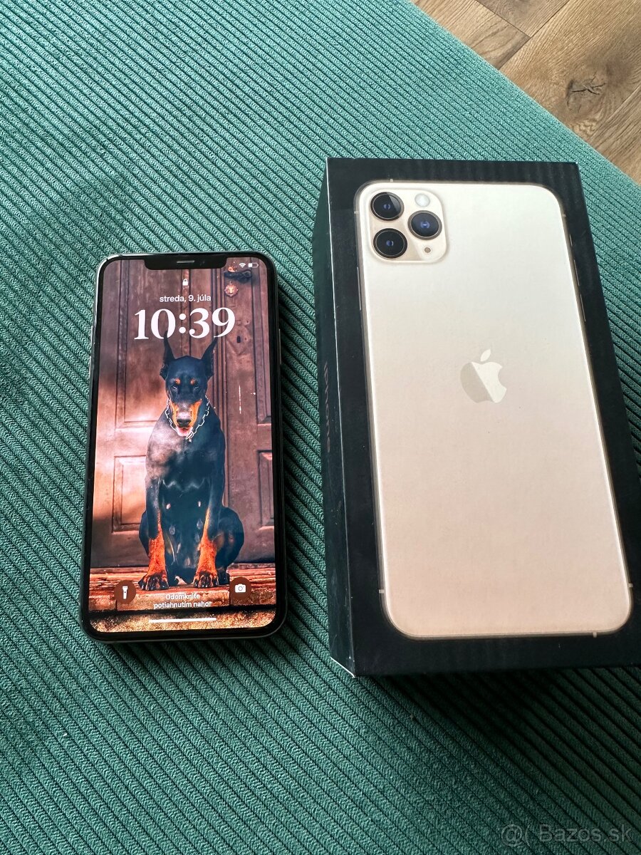 iPhone 11 pro max 64gb gold