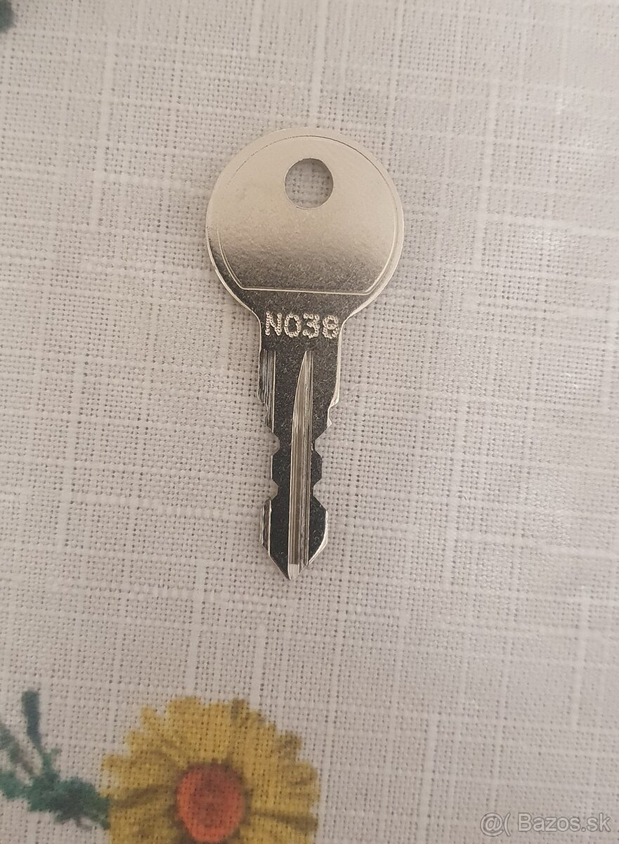 THULE nový náhradný kľúč pre zámok N038