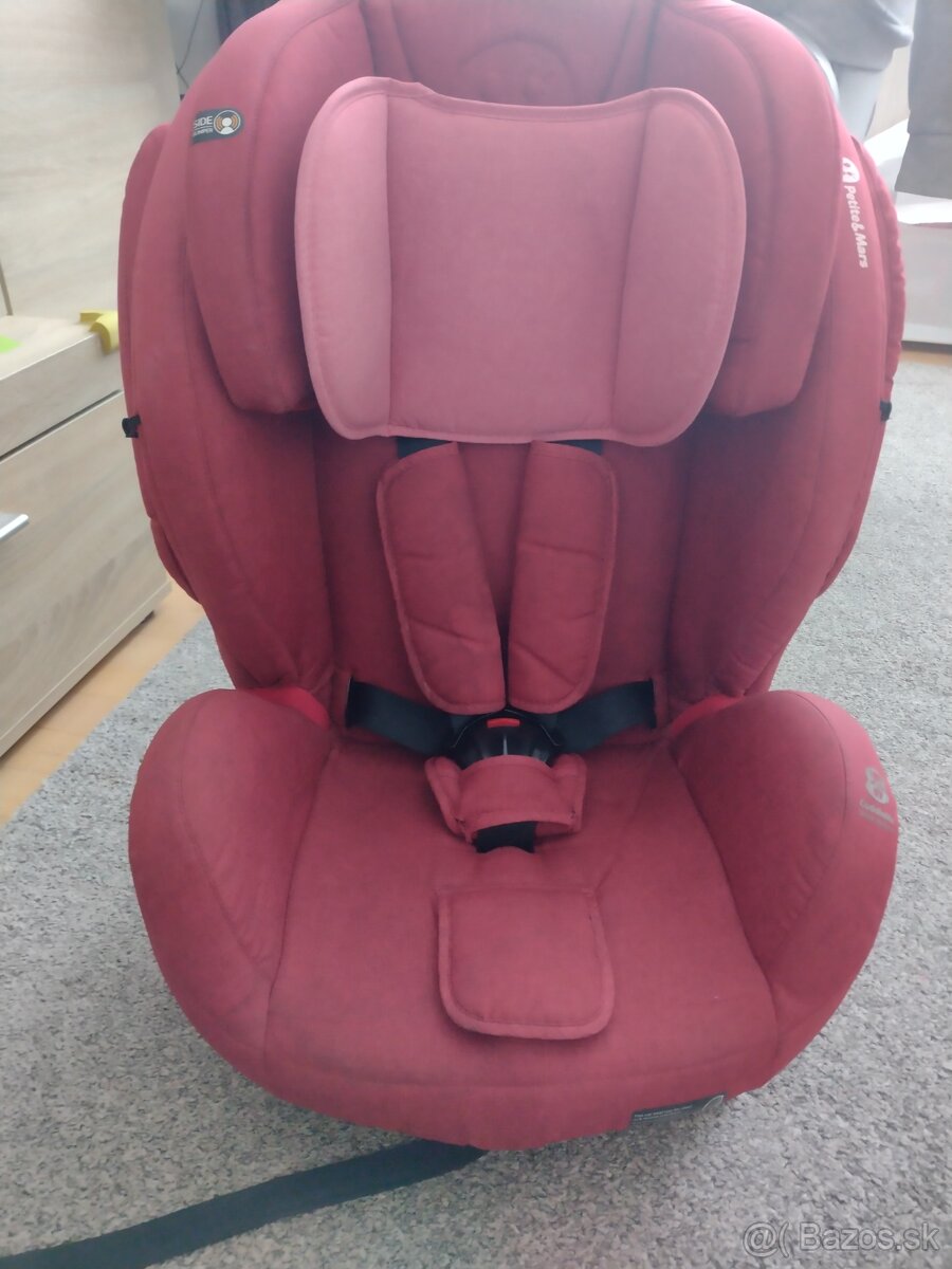 Autosedačka Petite&Mars Prime II Isofix