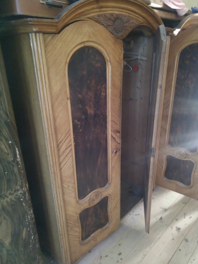 Predam starozitny nabytok