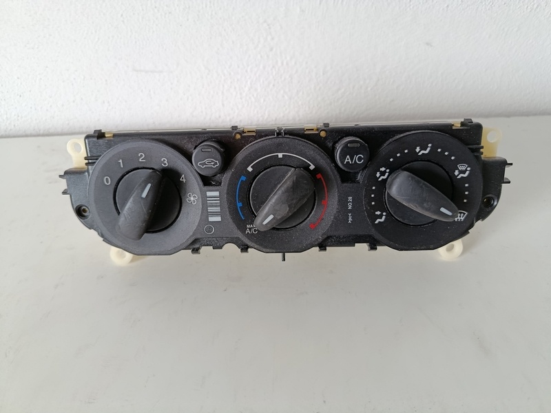 ovladanie kurenia focus mk3 cj5t19980ak 50€