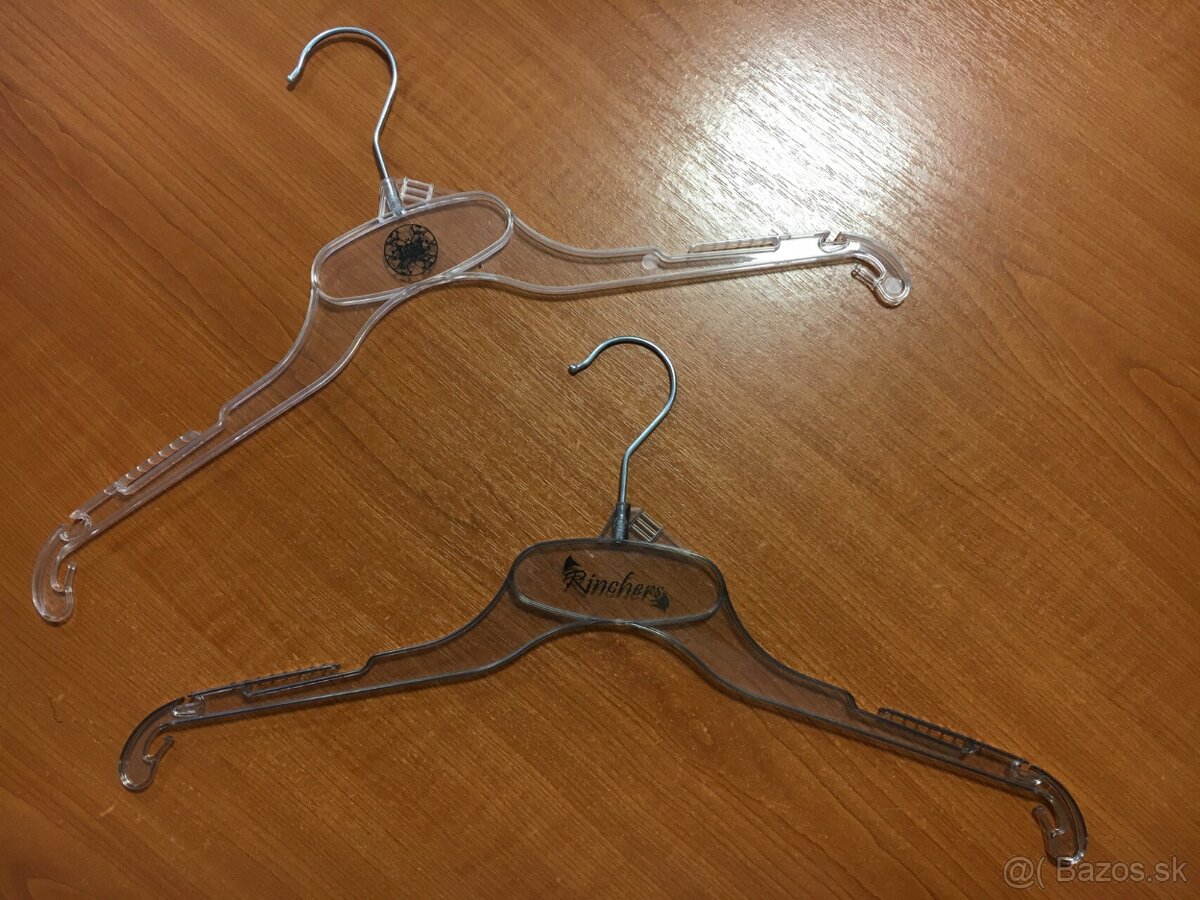 Priesvitné ramienka - vešiaky