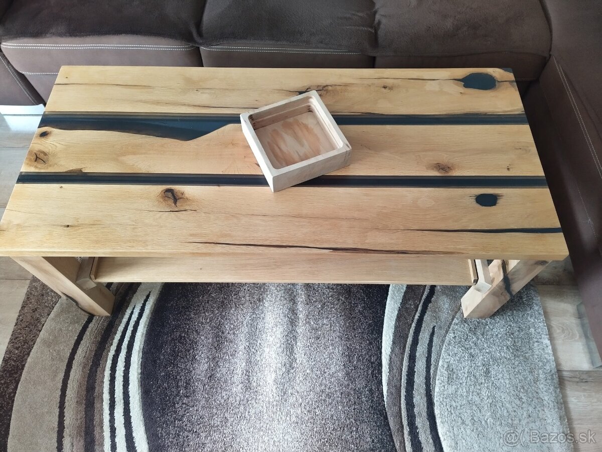 Konferenčný stolik