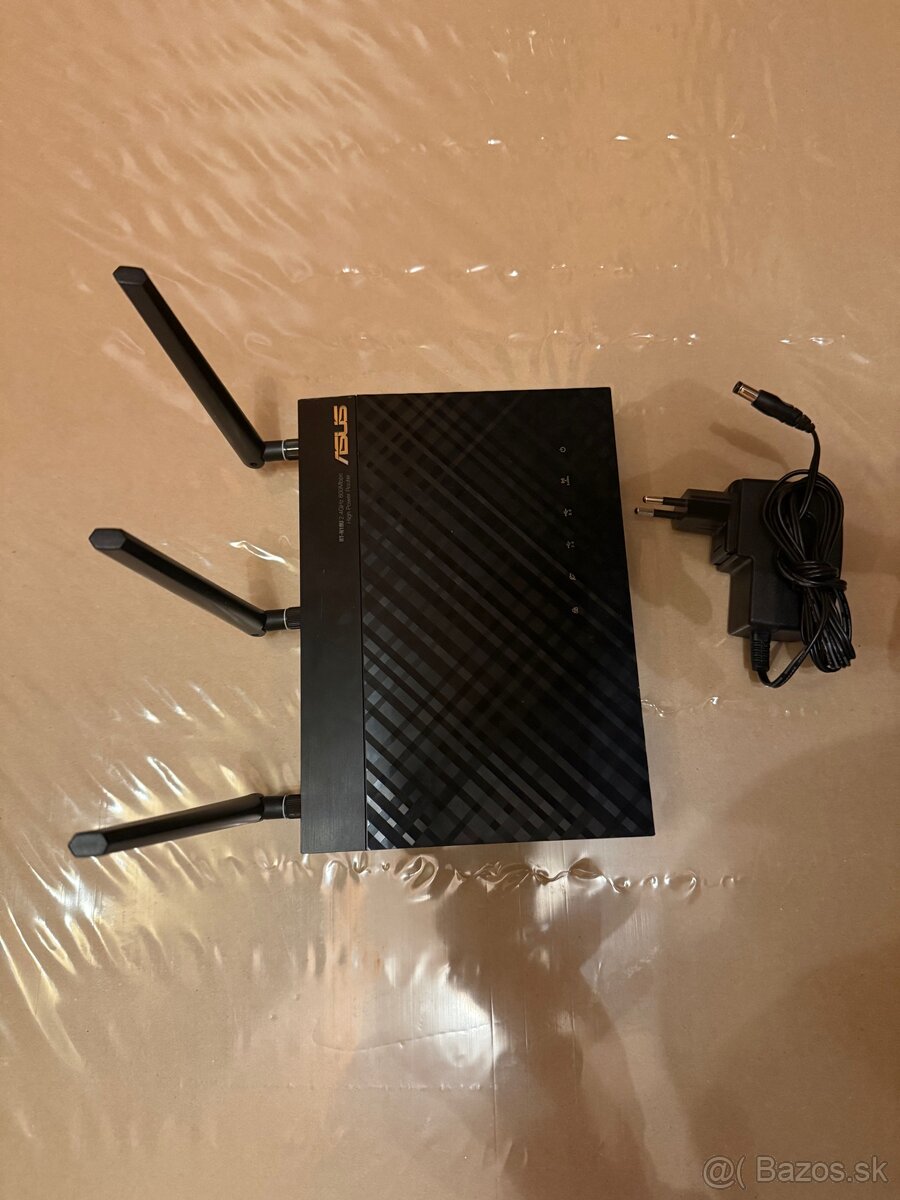 Asus RT-N18U