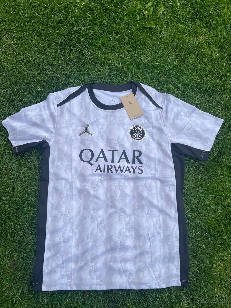 Psg jersey M