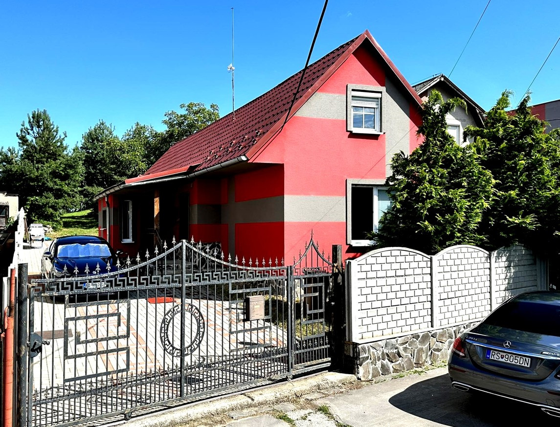 ZNÍŽENÁ CENA o 10000eur Predaj slnečného 4izb. rodinnéh