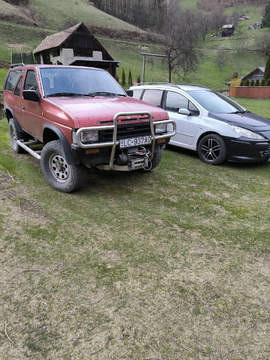 Nissan Terrano 2.7td 73kw rv.1996