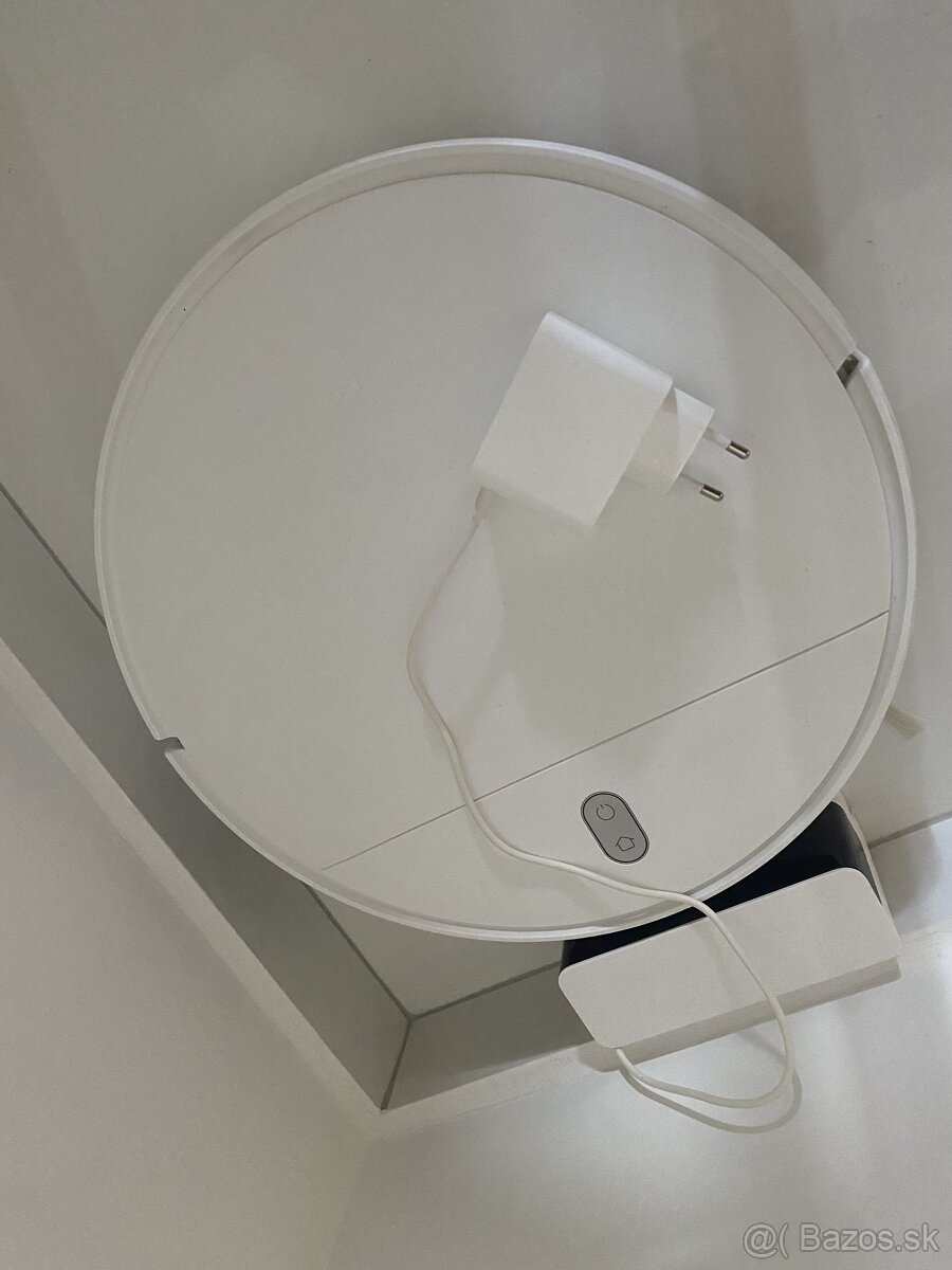 Xiaomi robotický vysavač biely