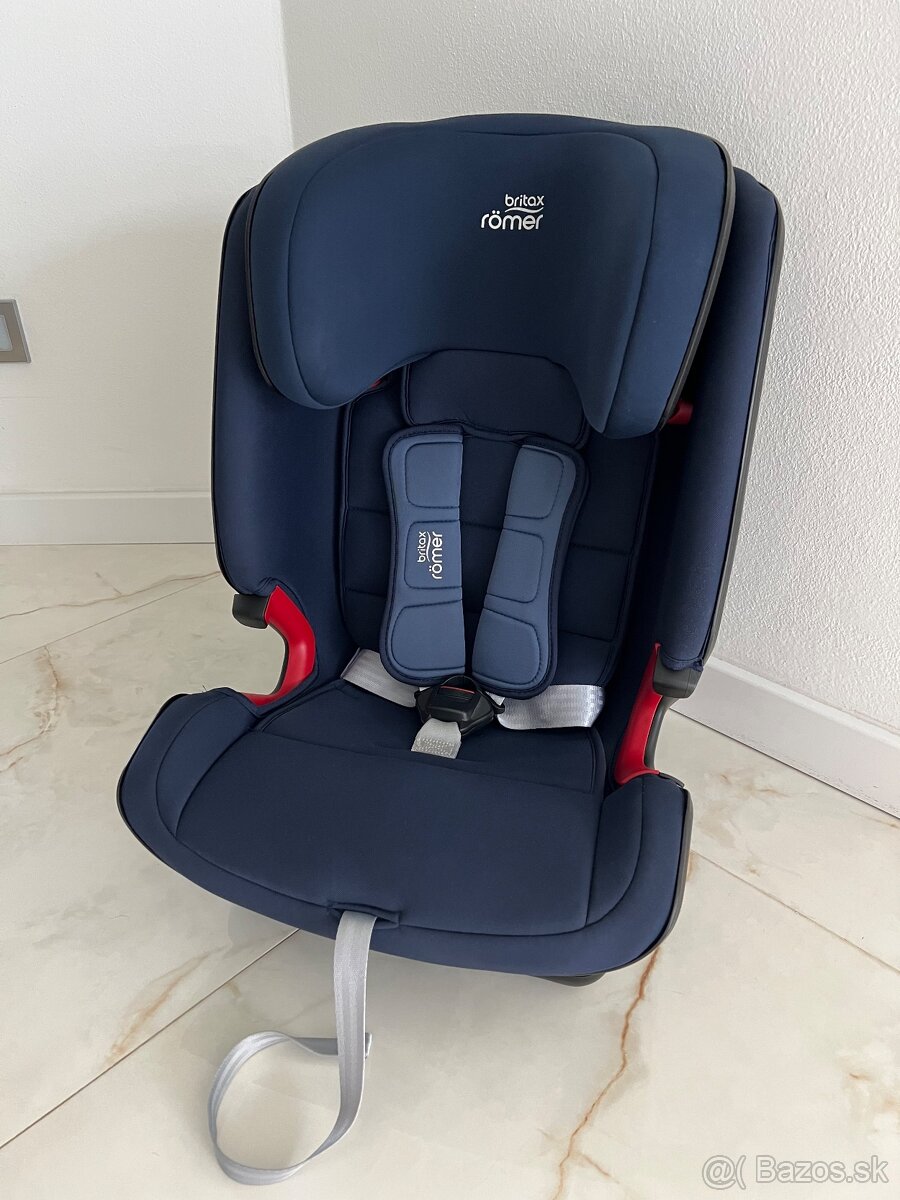 Autosedačka Britax Römer Advansafix IV R