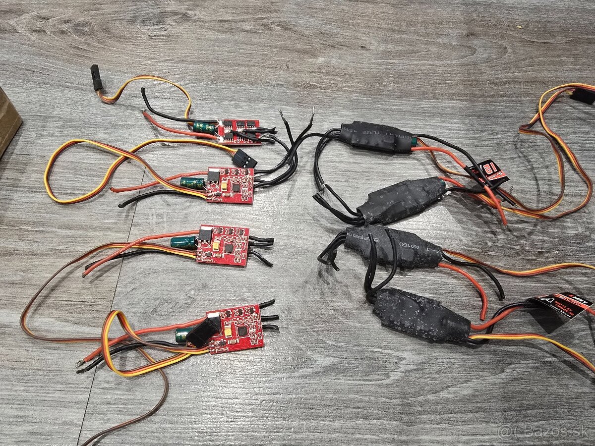 12A ESC kus 10e