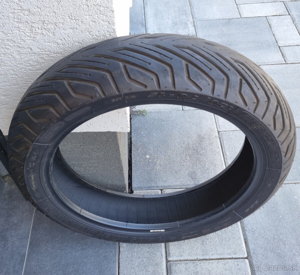 Predam pneu Michelin city grip 2 120/70-R15