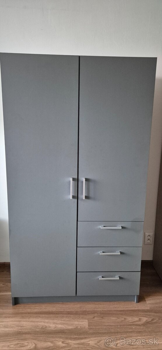Dvojdverová skriňa PINO(dekor GRAFIT)
