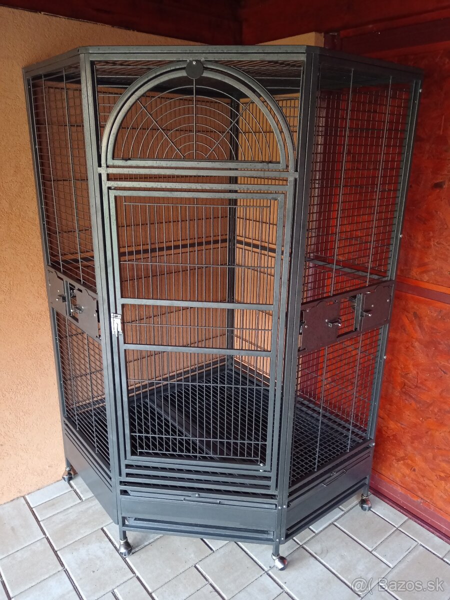 Klietka pre papagáje