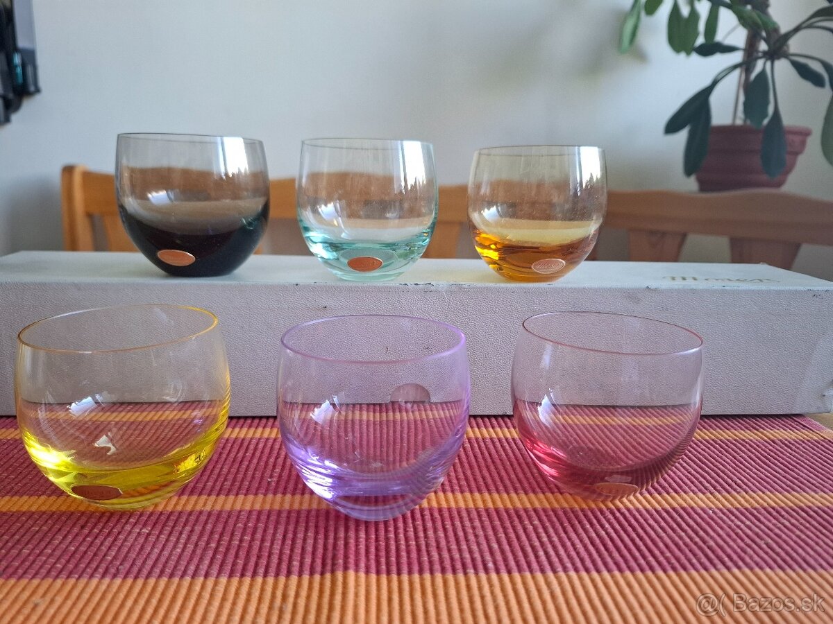 Farebné poháre Moser