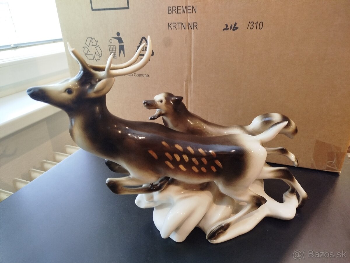 Soška Royal dux štvanica/jeleň a vlk