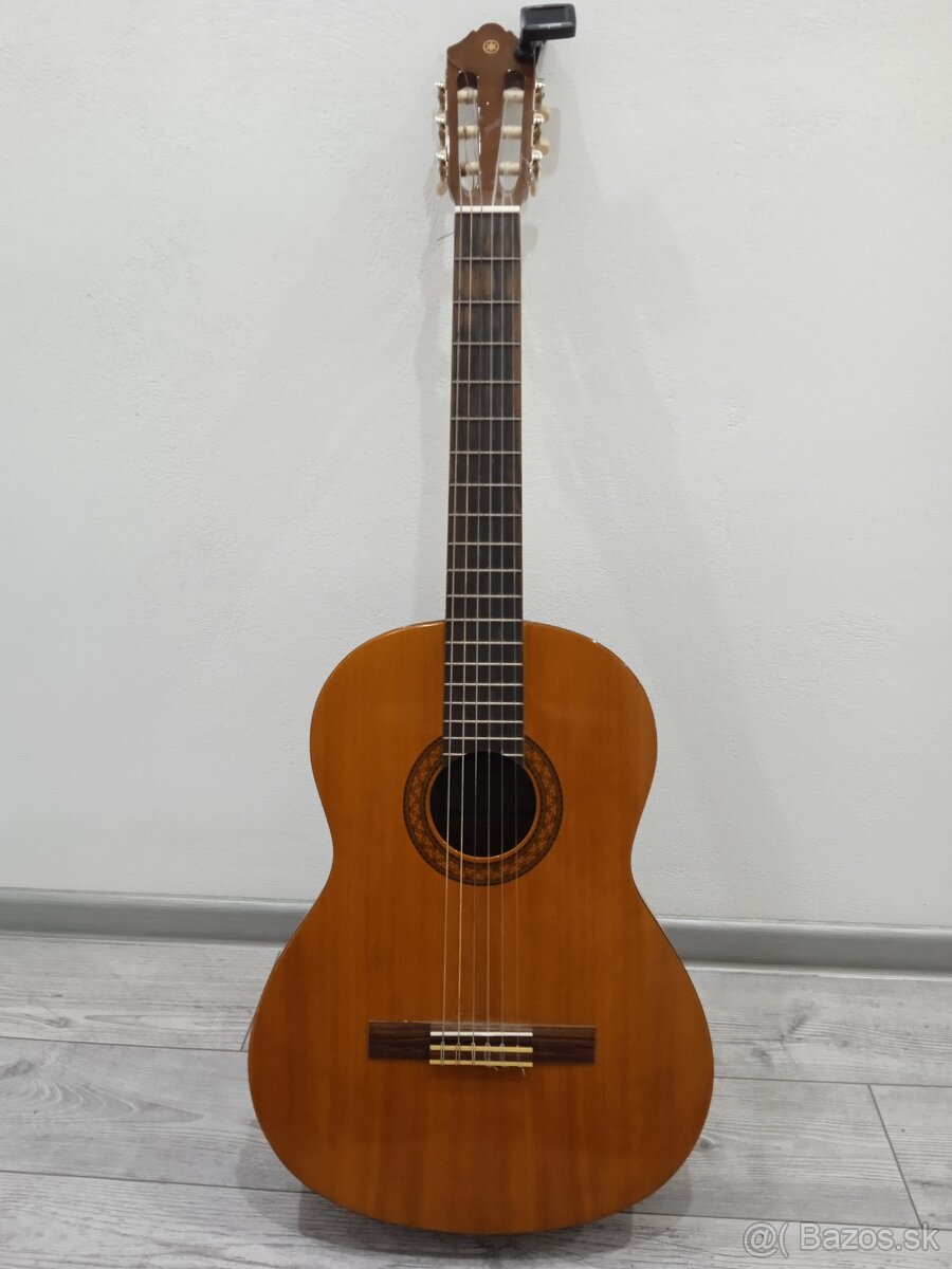 Gitara Yamaha C40