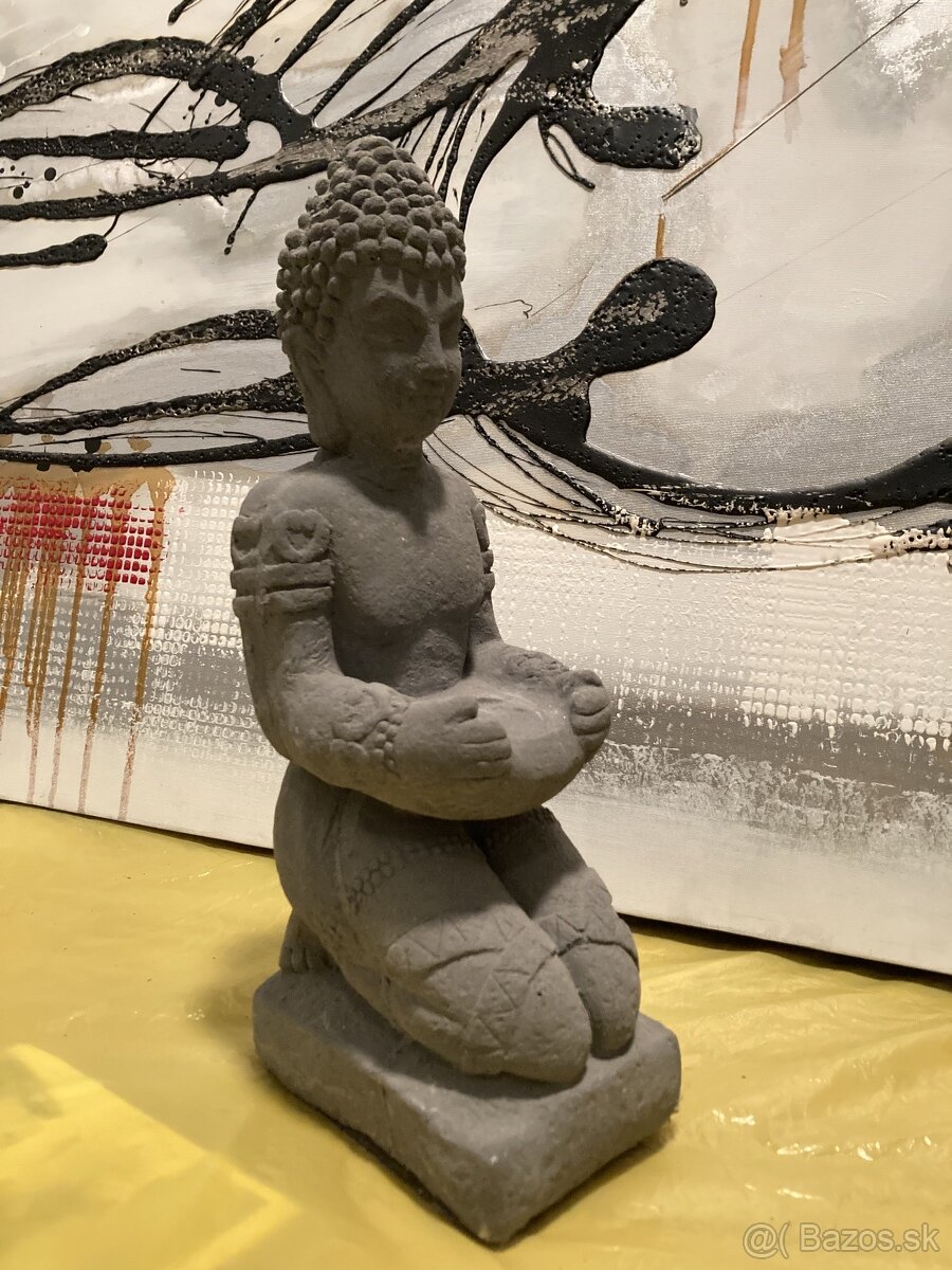 socha Budha , držiak na sviečku