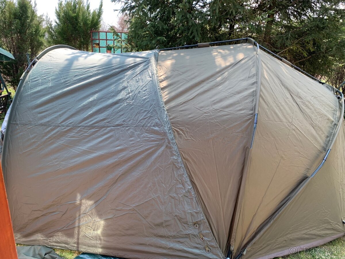 Giants Fishing Bivak Luxury Bivvy 2-3 Man + Mivardi predstan