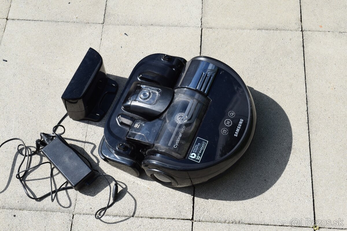 Samsung Robotický vysavač so sacím výkonom 42,9 W