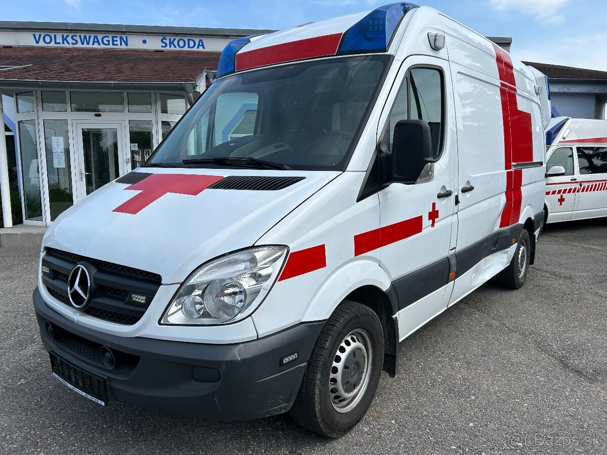 Mercedes-Benz Sprinter 2.2 CDI Sanitné vozidlo - automat