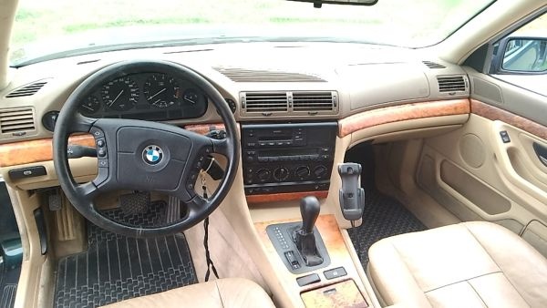 bmw e38 interier palubnej dosky,tlacitka,klimapanel
