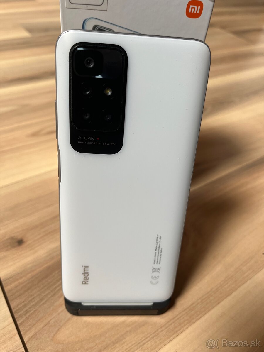 Xiaomi Redmi 10 2022 rozbitý