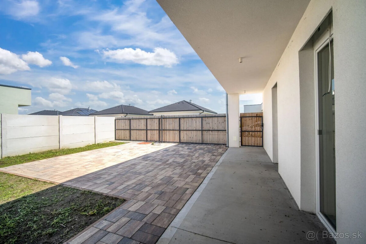 Na predaj novopostavený 4-izbový RD v obci Topoľnica.